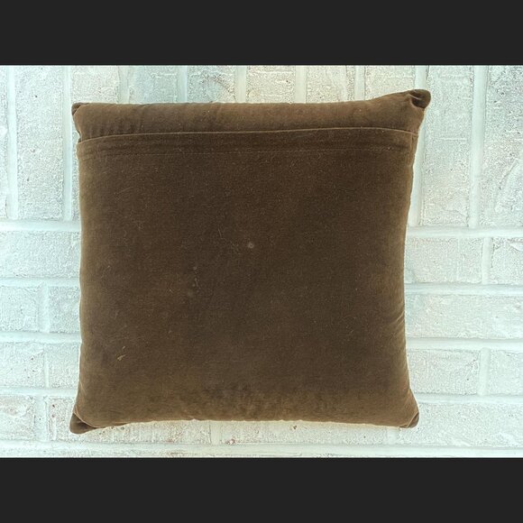 Equestrian Petit Point Needlepoint Pillow - Hounds and Horses - Fox Hunt - EUC - Picture 4 of 5